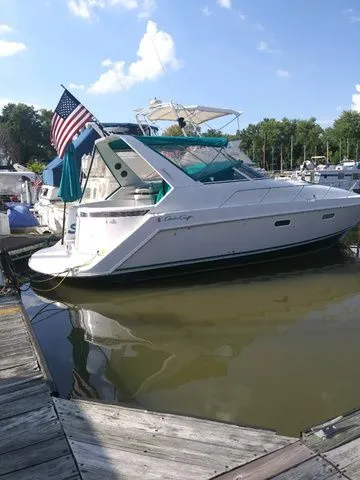 The Image of Chris-Craft Continental 1994 - 1