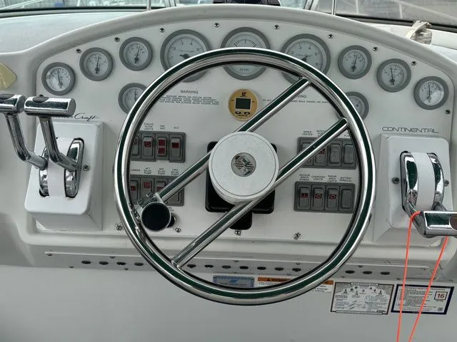 Slide: The Image of Chris-Craft Continental 1994 - 18