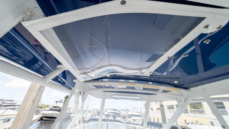Slide: The Image of Intrepid 345 Valor 2022 - 105