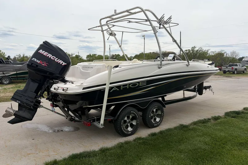 The Image of 2007 Tahoe 215 OB boat with Mercury Pro XS engine on trailer. - 1