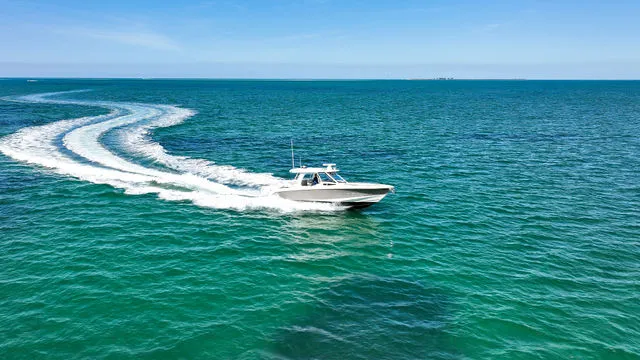 Slide: The Image of Boston Whaler 350 Realm 2019 - 123