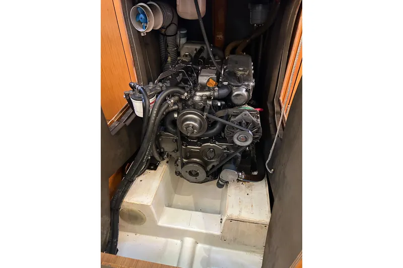 Slide: The Image of Engine compartment of a 2011 Jeanneau Sun Odyssey 44i sailboat. - 26