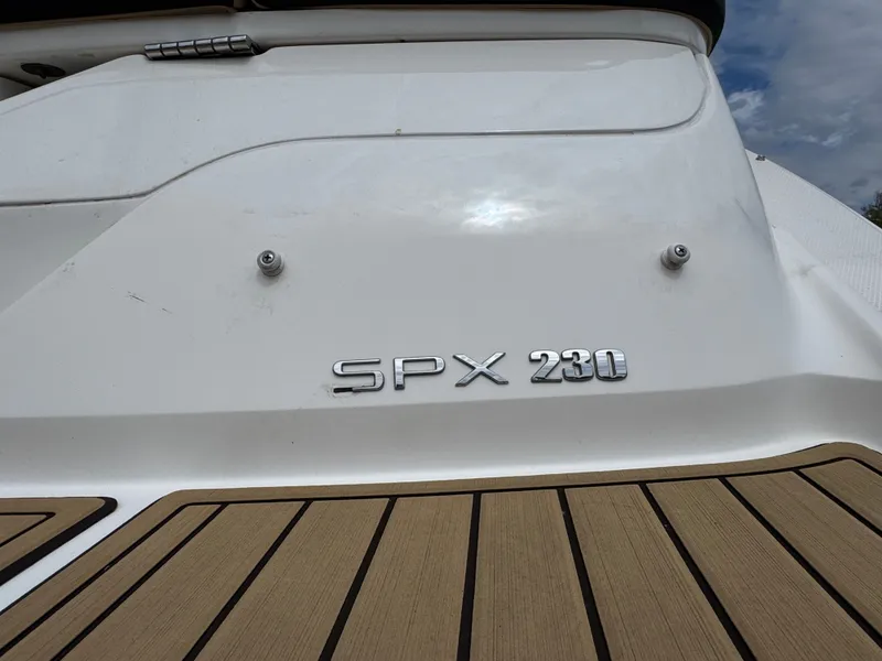 Slide: The Image of Speaker in Sea Ray 230SPX boat, model 2021. - 13