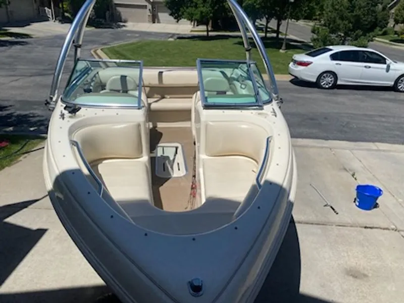 Slide: The Image of Caravelle 188 Bow Rider 1998 - 4