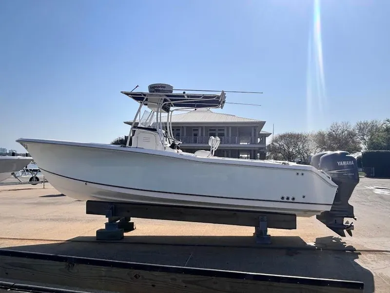 Slide: The Image of Sea Hunt 26 Center Console 2006 - 2