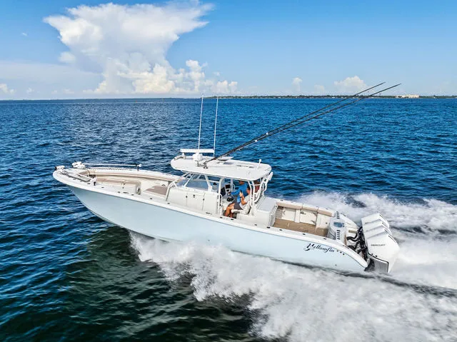 Slide: The Image of Yellowfin 42 Offshore 2015 - 17