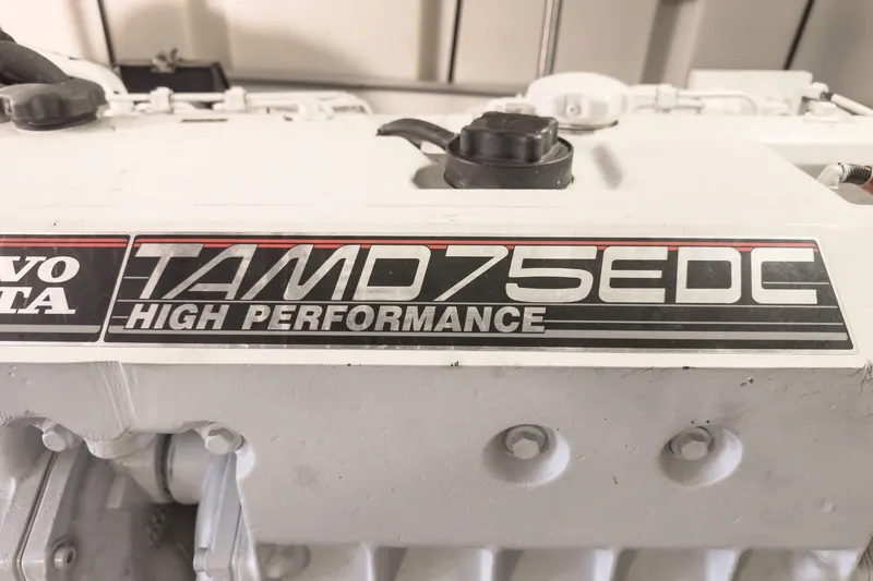 Slide: The Image of Volvo Penta TAMD75EDC high-performance engine on 2003 Carver 530 Voyager Pilothouse. - 81
