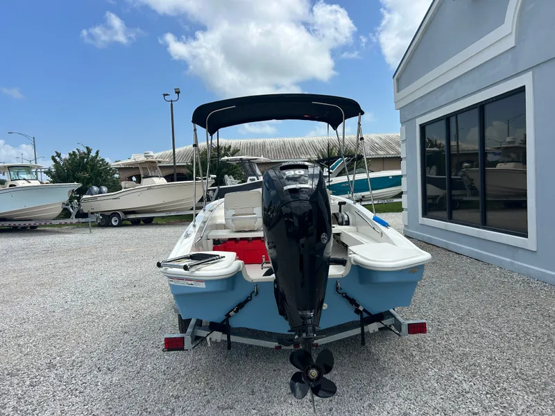 Slide: The Image of Boston Whaler 160 Super Sport 2027 - 6