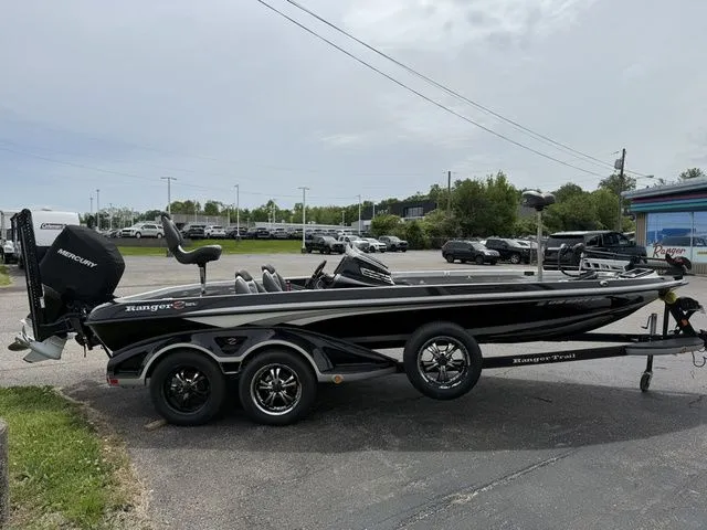 Slide: The Image of Ranger Z521 Comanche 2014 - 10