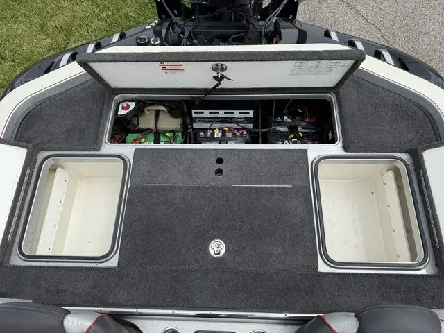 Slide: The Image of Ranger Z521 Comanche 2014 - 9