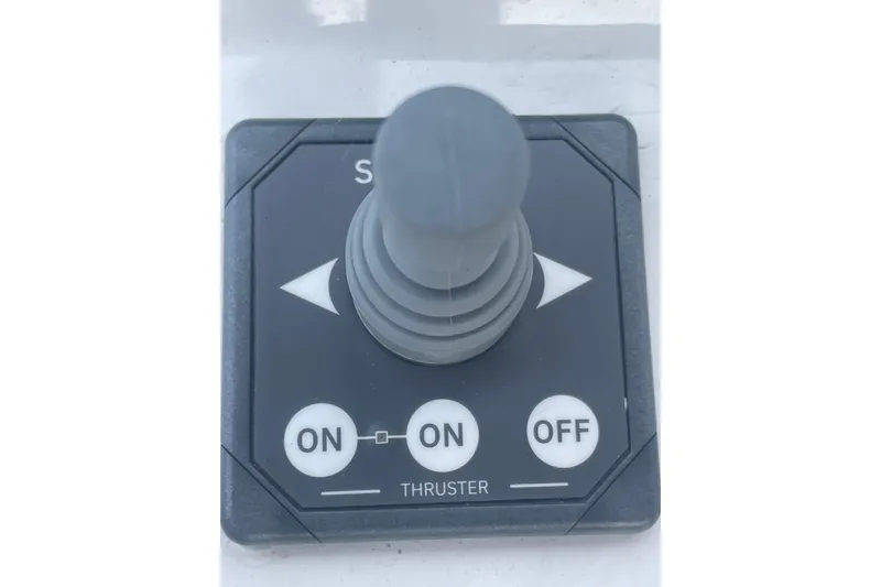 Slide: The Image of Joystick control panel for 1986 Hi-Star 40 Flybridge thruster with on/off buttons. - 39