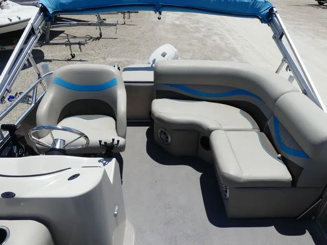 Slide: The Image of Qwest Edge 7514 Cruise 2020 - 13