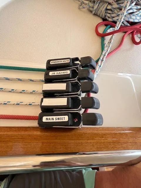 Slide: The Image of Sailing ropes and clutches on a 2000 Bavaria 42 Cruiser yacht deck. - 20