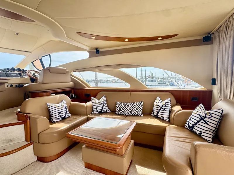 Slide: The Image of Azimut 50 2009 - 23