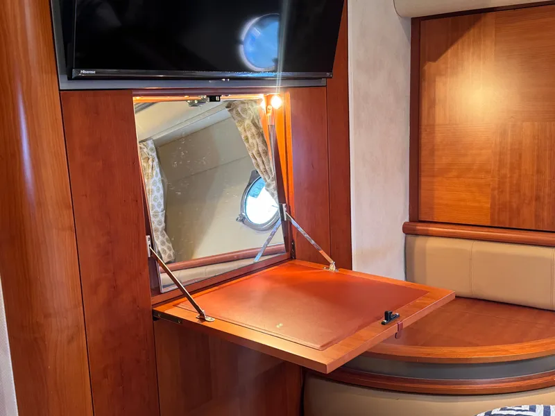 Slide: The Image of Azimut 50 2009 - 24