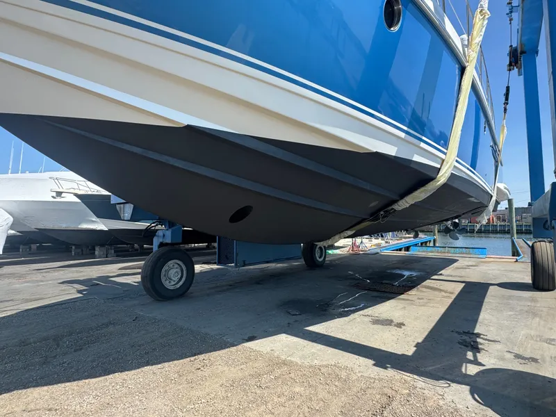 Slide: The Image of Azimut 50 2009 - 9