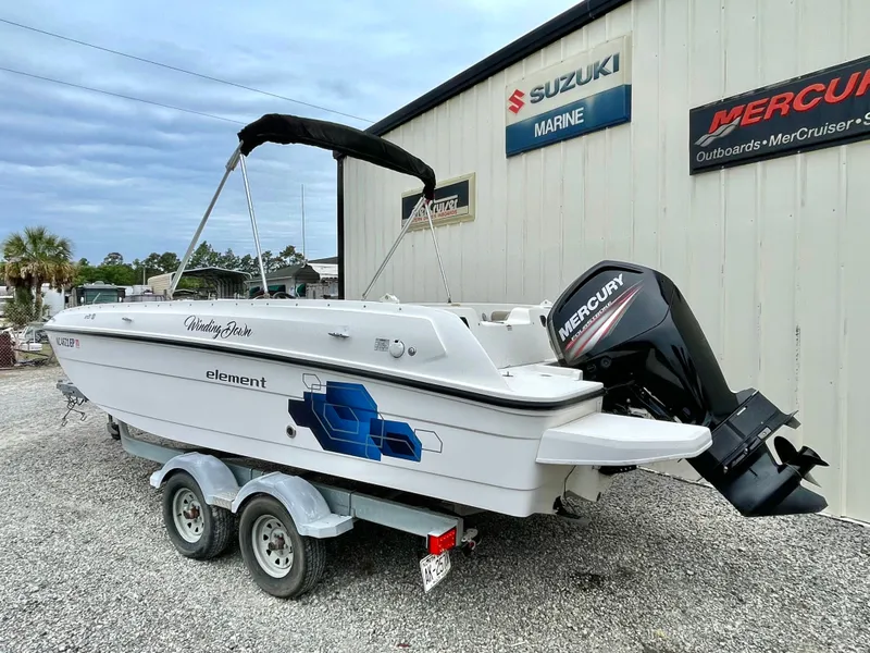 Slide: The Image of 2017 Bayliner E21 boat with Mercury outboard motor. - 4