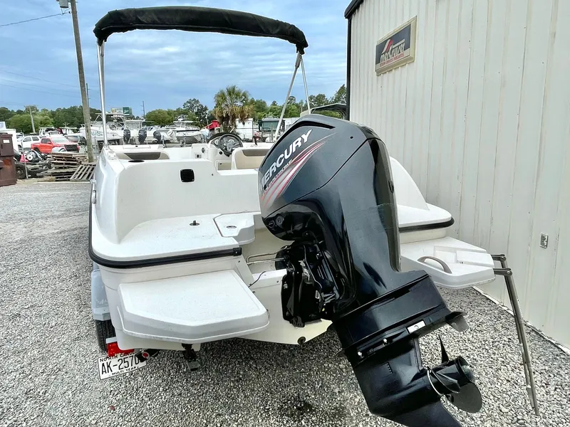 Slide: The Image of 2017 Bayliner E21 boat with Mercury outboard motor. - 5