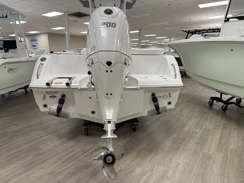 Slide: The Image of Sea Hunt Ultra 229 2026 - 12