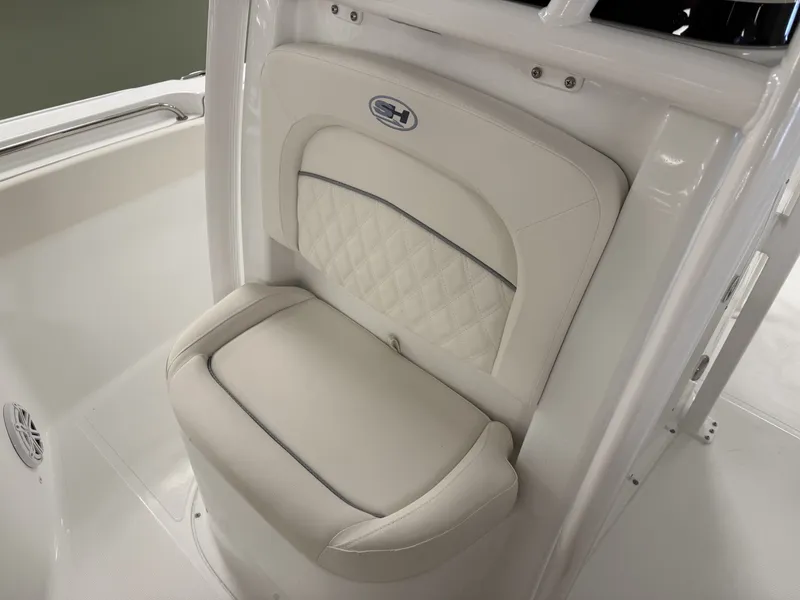 Slide: The Image of Sea Hunt Ultra 229 2026 - 7