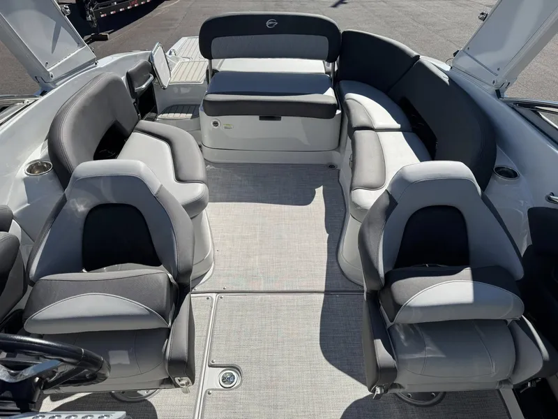 Slide: The Image of Crownline Boats 298 SS 2026 - 10