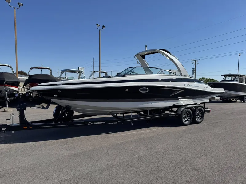 Slide: The Image of Crownline Boats 298 SS 2026 - 17