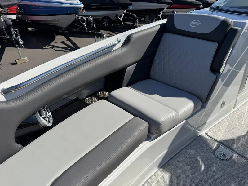 Slide: The Image of Crownline Boats 298 SS 2026 - 18