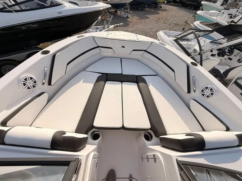 Slide: The Image of Stingray 20 SBX 2026 - 57