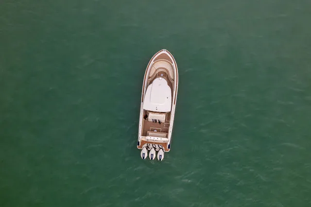 Slide: The Image of Chris-Craft Catalina 34 2021 - 46