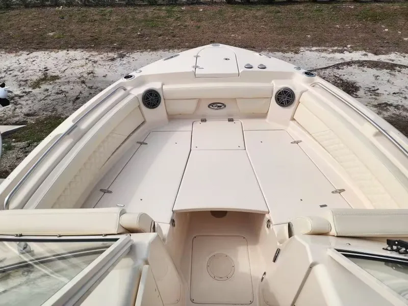 Slide: The Image of Grady-White Freedom 285 boat 2026, spacious deck design. - 24