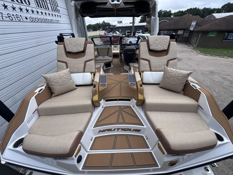 Slide: The Image of Nautique Super Air Nautique G23 Paragon 2026 - 21