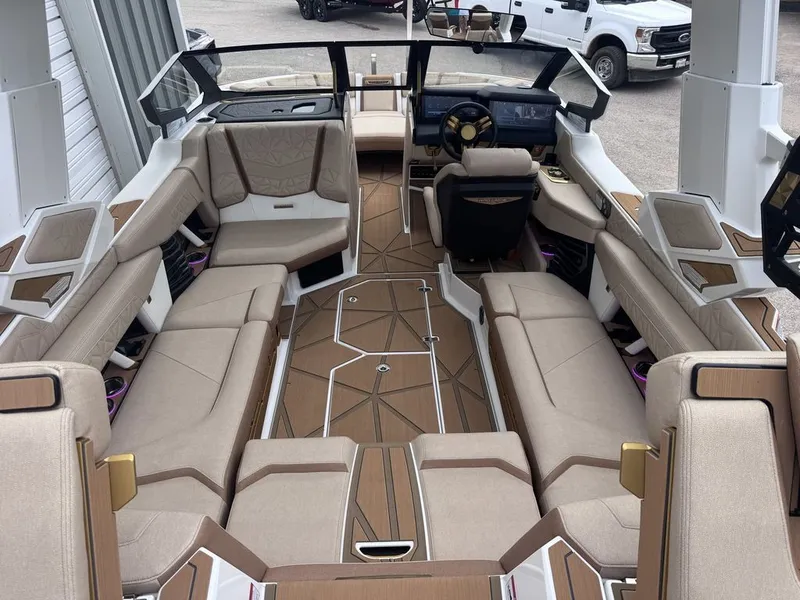 Slide: The Image of Nautique Super Air Nautique G23 Paragon 2026 - 22