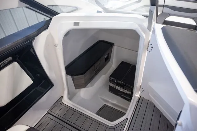 Slide: The Image of Yamaha 275SDX 2023 - 10
