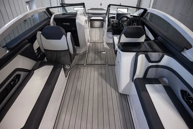 Slide: The Image of Yamaha 275SDX 2023 - 5