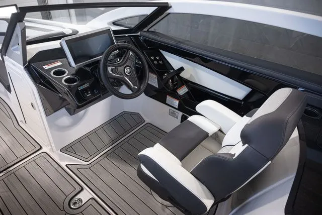 Slide: The Image of Yamaha 275SDX 2023 - 6