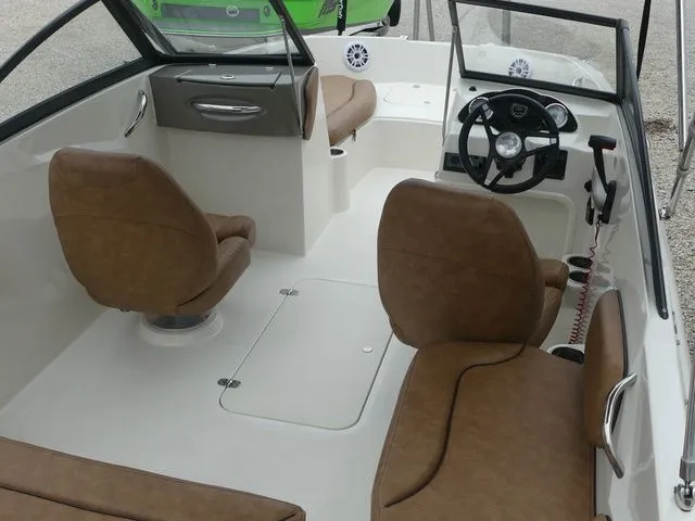 Slide: The Image of Stingray 191 DC 2022 - 23