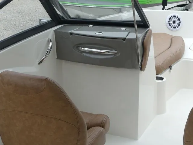 Slide: The Image of Stingray 191 DC 2022 - 24