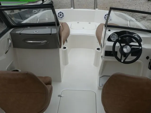 Slide: The Image of Stingray 191 DC 2022 - 25