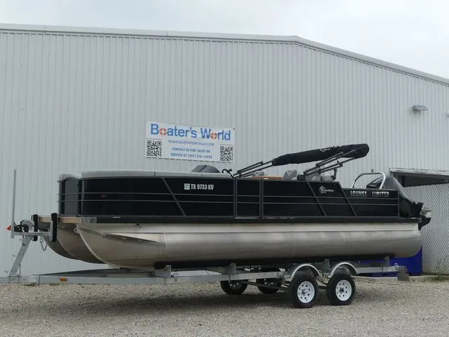 The Image of Massimo P-24 Lounge Pontoon 2024 - 1