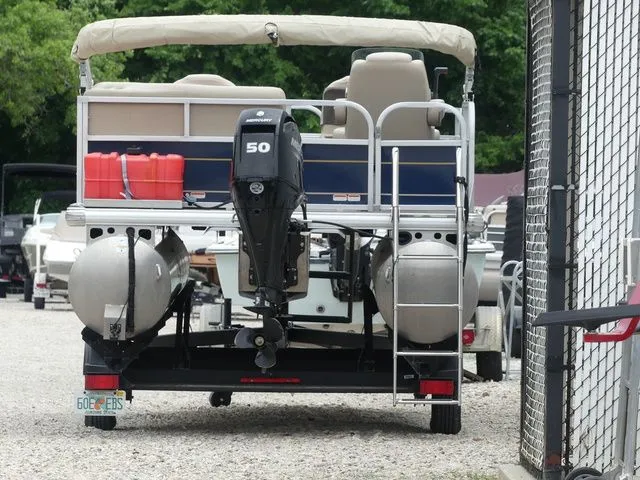 Slide: The Image of Tracker 16 BASS BUGGY 2024 - 5