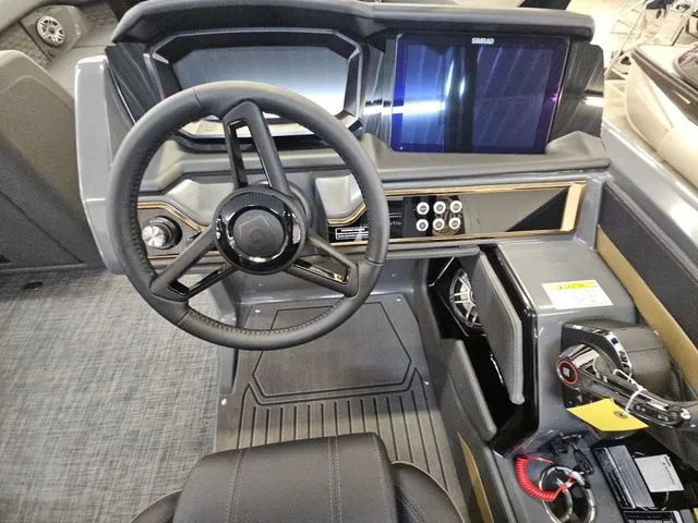 Slide: The Image of Interior view of Godfrey Sanpan 2500 SBC 2026 helm. - 4