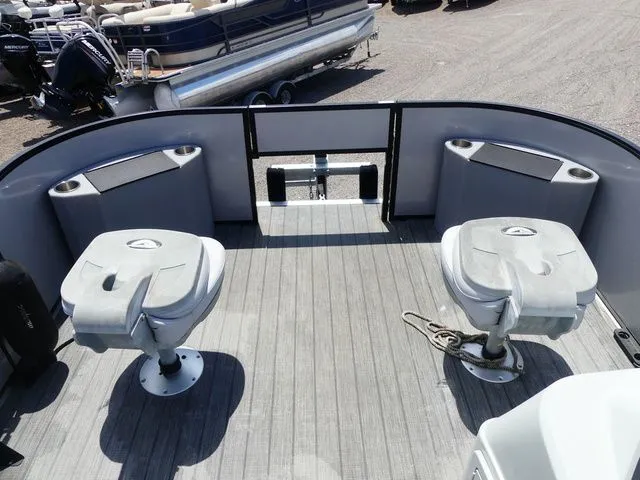 Slide: The Image of Bentley Pontoons Bentley 220 Fish 2022 - 14