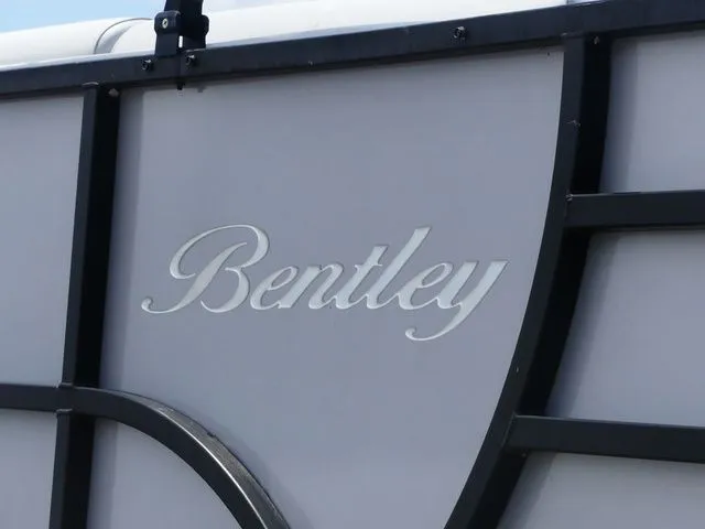 Slide: The Image of Bentley Pontoons Bentley 220 Fish 2022 - 5