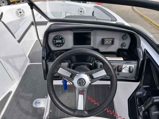 Slide: The Image of Yamaha AR190 2023 - 10