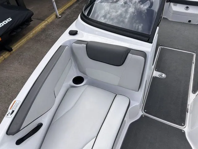Slide: The Image of Yamaha AR190 2023 - 14