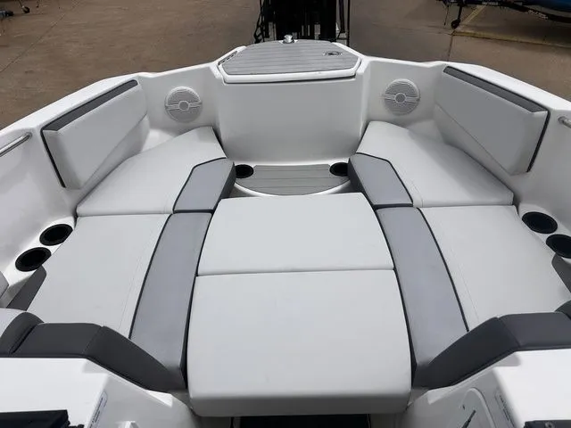 Slide: The Image of Yamaha AR220 2024 - 13