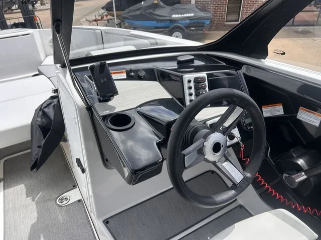 Slide: The Image of Yamaha AR220 2024 - 16