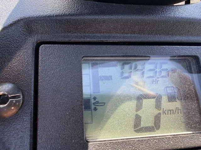 Slide: The Image of Yamaha WaveRunner JetBlaster 2022 display showing 0 km/h speed. - 7