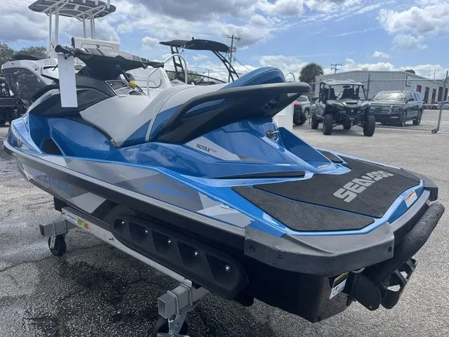 Slide: The Image of Sea-Doo GTI 2019 - 6
