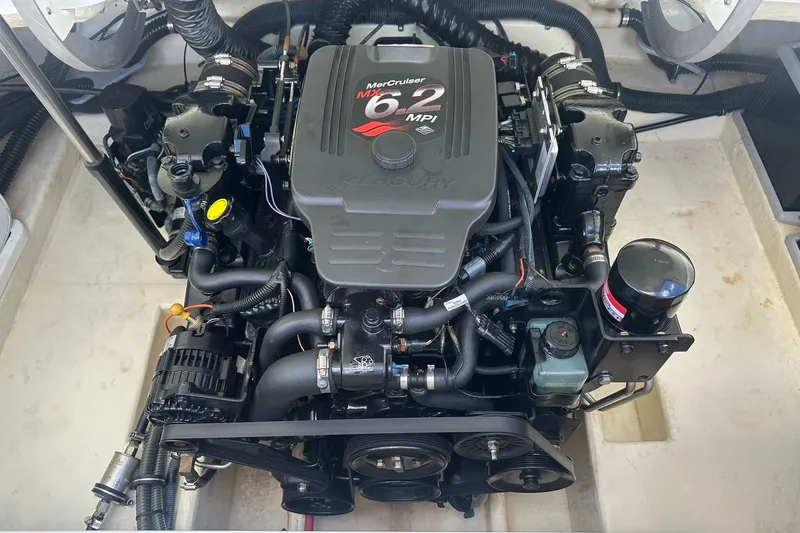 Slide: The Image of MerCruiser 6.2 MPI engine in a 2004 Formula 260 Bowrider boat. - 20